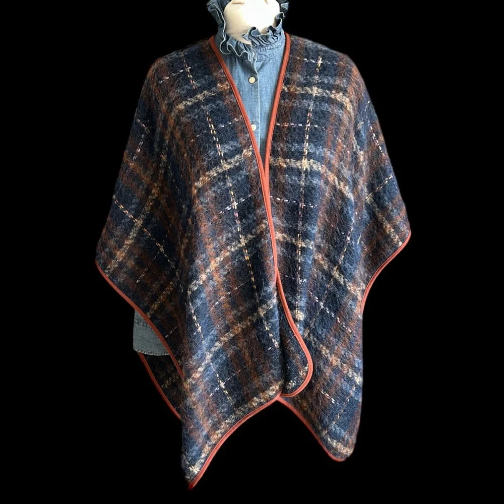 NWOT Conrad C Wrap OSFA POLY/WOOL/NYLON/ALPACA/VISCOSE - Picture 4 of 4